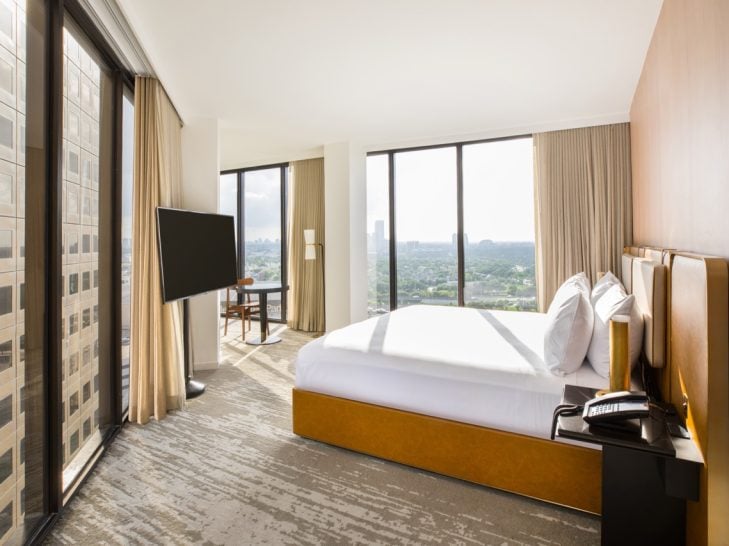 Corner King Bedroom